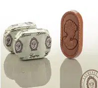 Леді молочний шоколад з мигдалем (без цукру) – цукерки Laurence