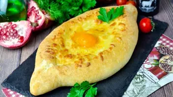 Рецепт від Фуд Бум - Грузинський хачапурі