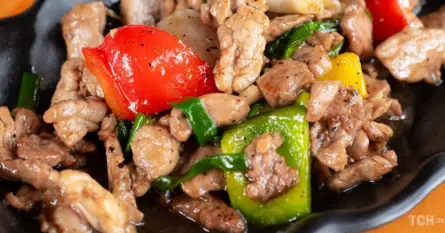 Рецепт від Фуд Бум - Курка з чорним перцем