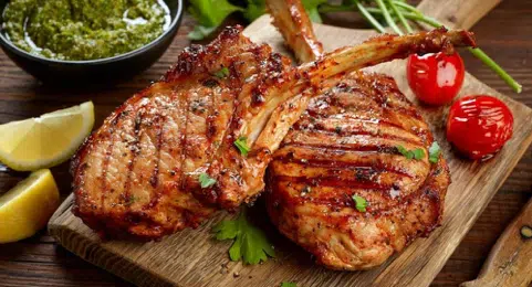 Рецепт від Фуд Бум - Маринований свинячий реберний стейк з сумішшю перців