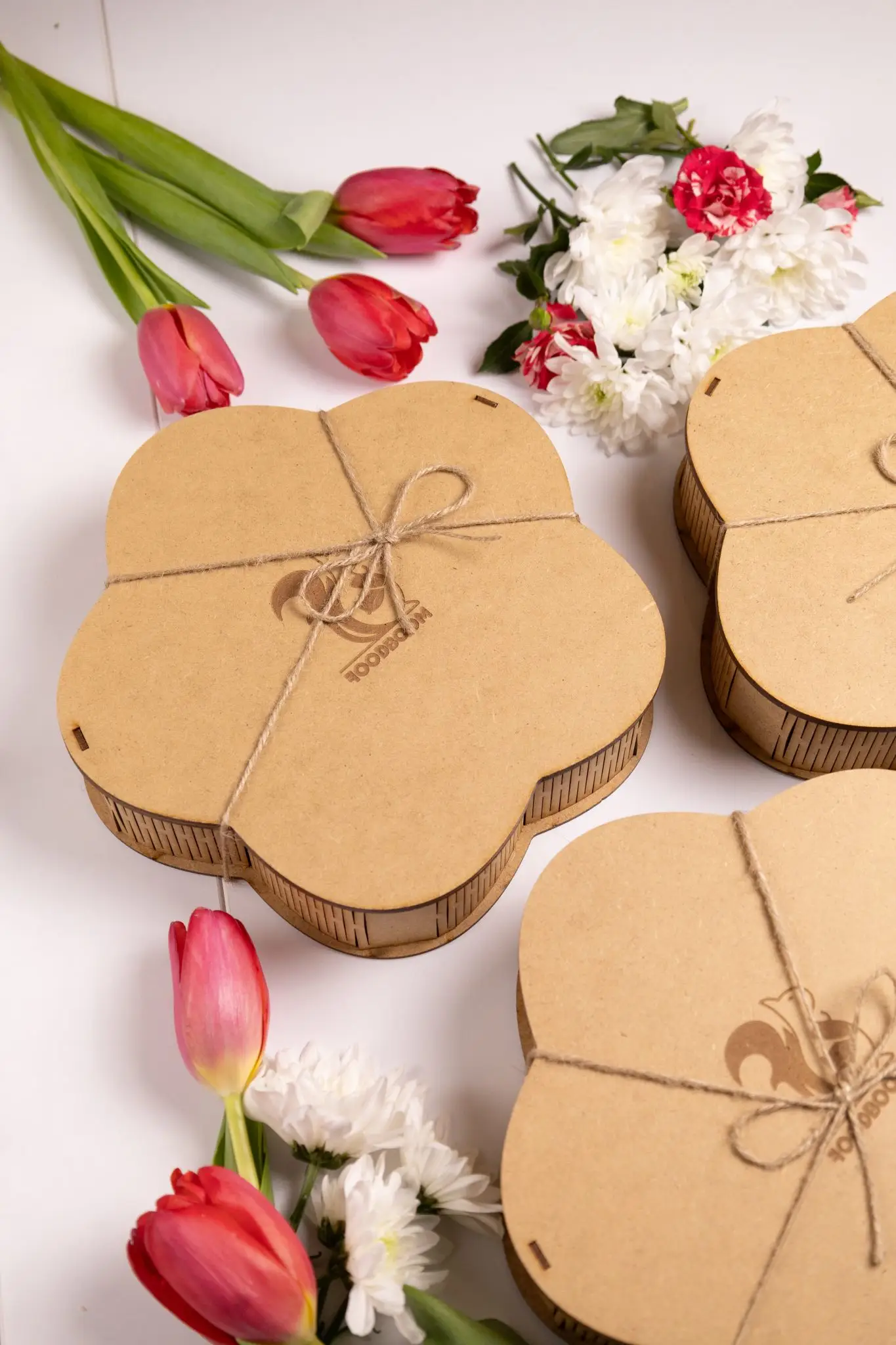 Що подарувати мамі на День матері? купити