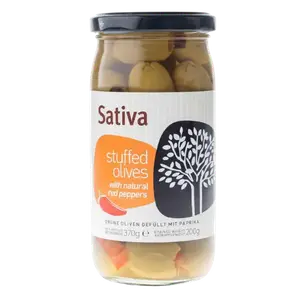 Оливки зелені фаршировані червоним перцем Sativa, 370г купити