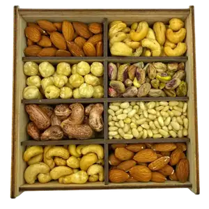 Набір NUTS MIX №3 в дерев'яній коробці, 440г купити